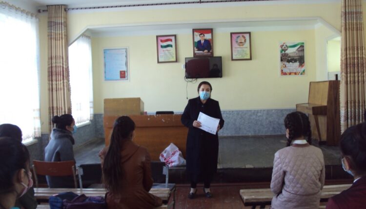 Корҳои ташфиқотию тарғиботӣ оиди пешгирии бемории коронавирус байни мактаббачаҳо дар ноҳияи Спитамени в. Суғд