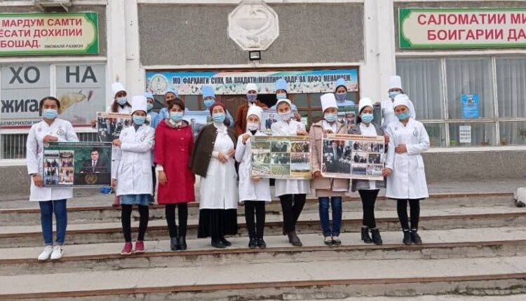 Мулоқоти ҲХДТ ва МТТҲС бо донишҷӯёни Коллеҷи тиббии ноҳия бахшида ба Рӯзи Президенти Ҷумҳурии Тоҷикистон бо риоя намудани талаботи СУТ баргузор гардид