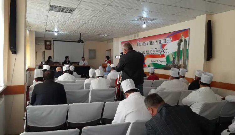 Корҳои ташфиқотию тарғиботӣ оиди пешгирии бемории коронавирус дар н. Турсунзода